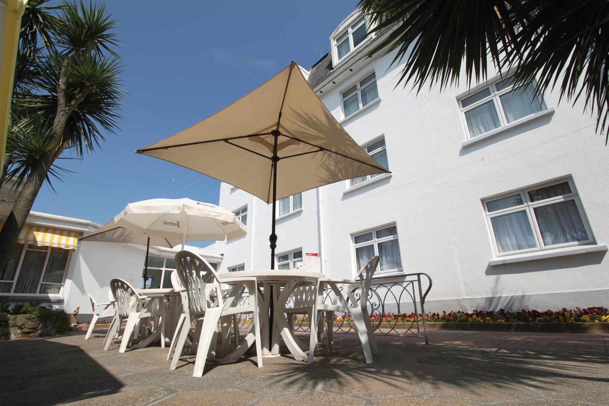 Norfolk Hotel Saint Helier Jersey Екстериор снимка