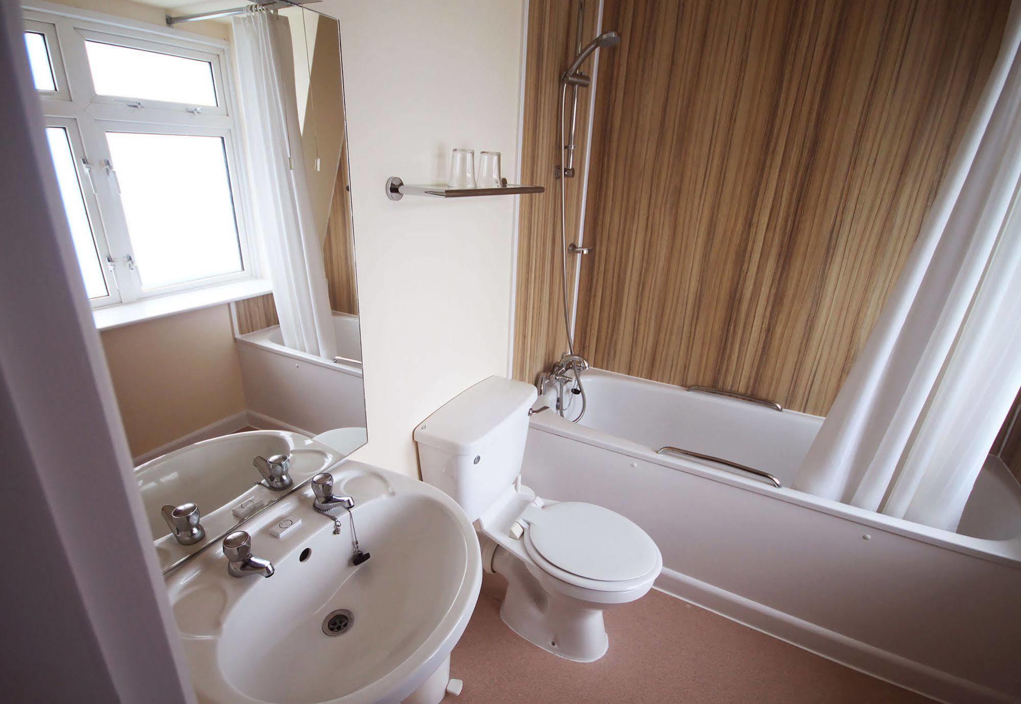 Norfolk Hotel Saint Helier Jersey Екстериор снимка