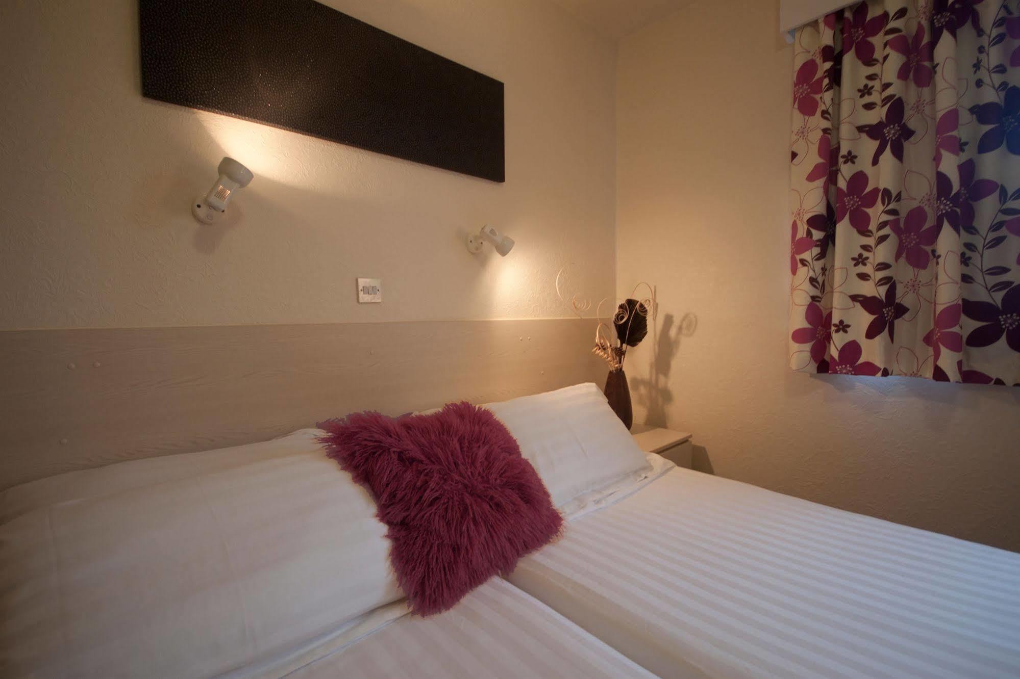Norfolk Hotel Saint Helier Jersey Екстериор снимка
